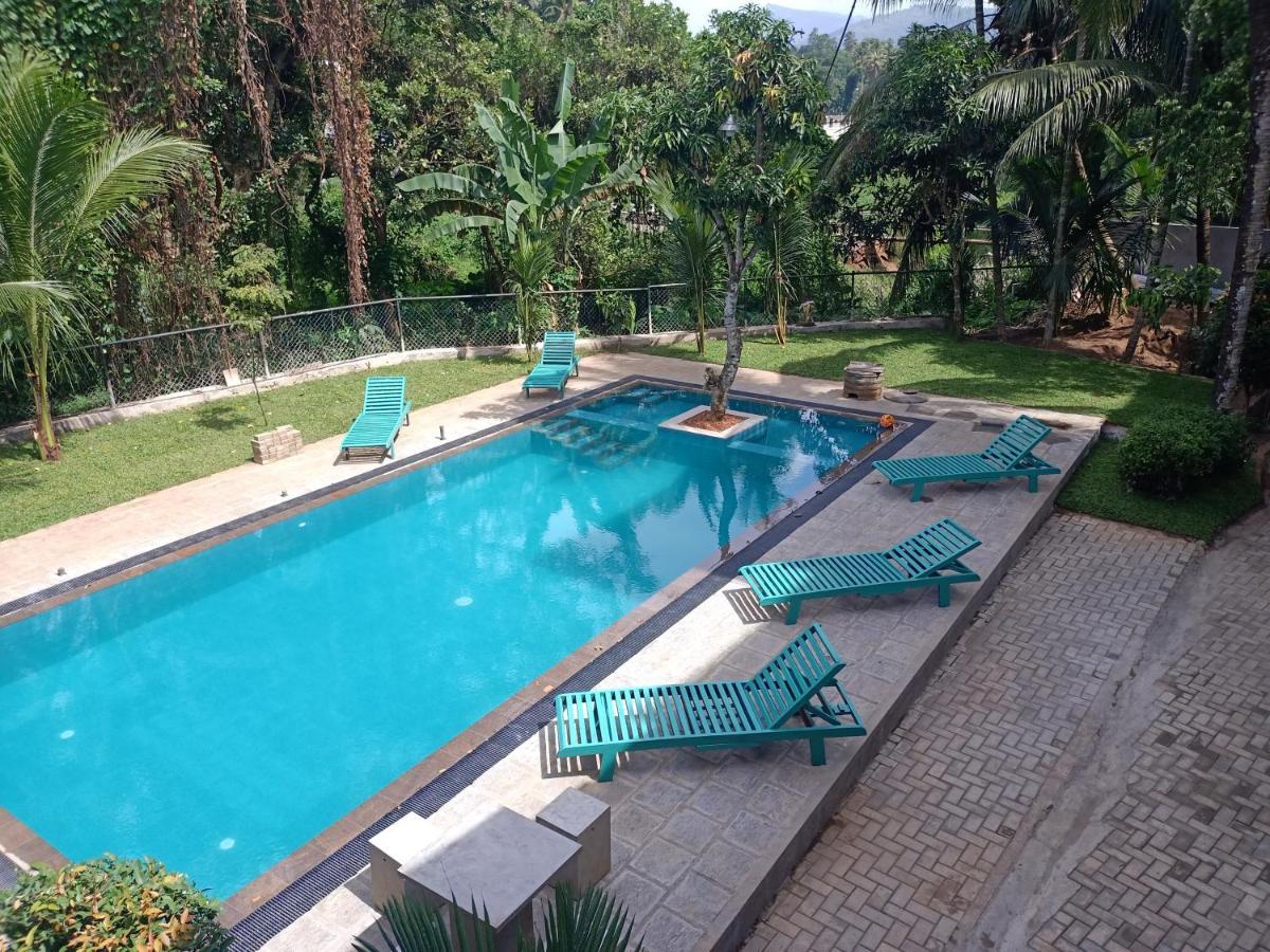 French Garden Kandy Exterior foto