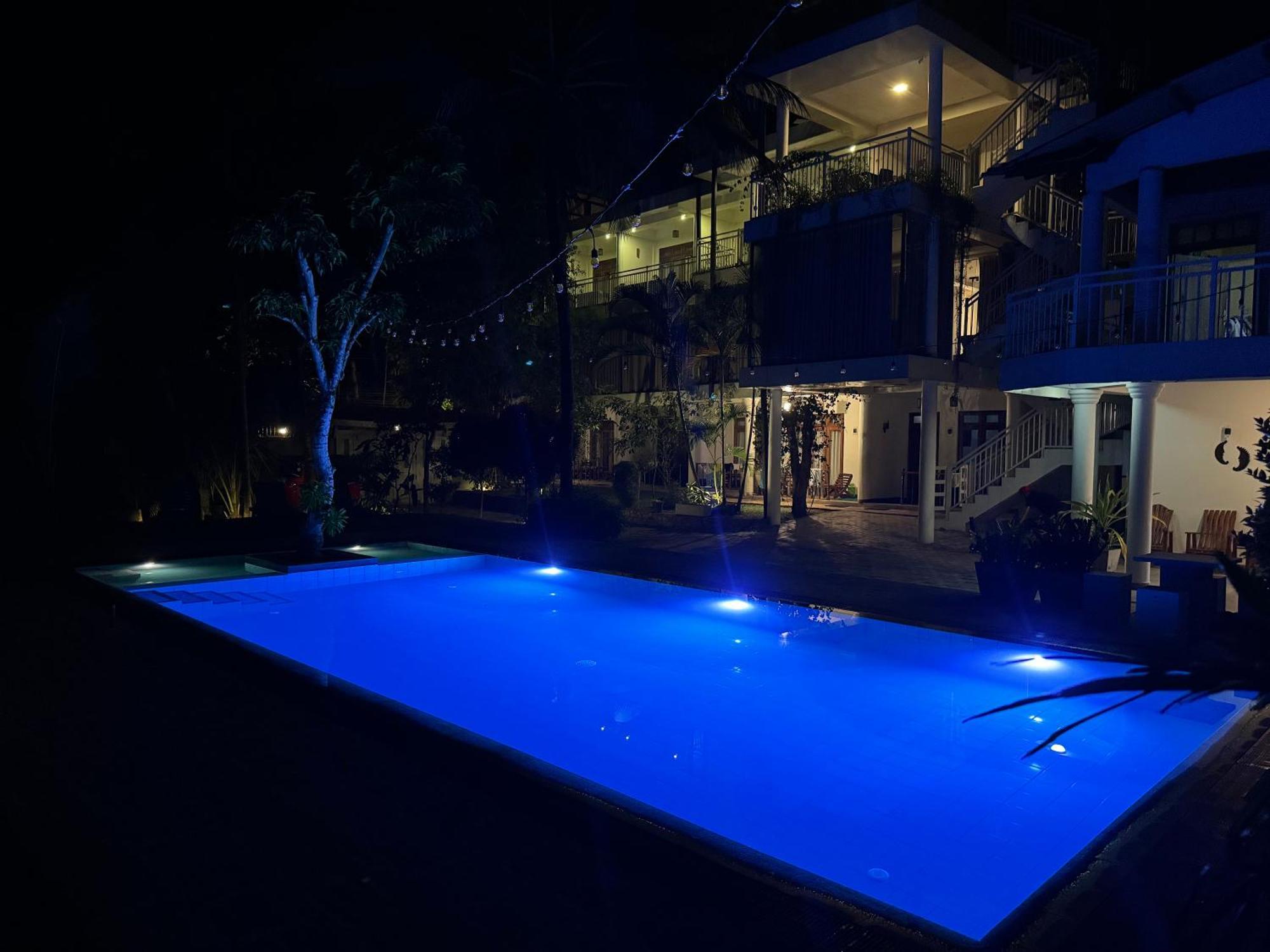 French Garden Kandy Exterior foto