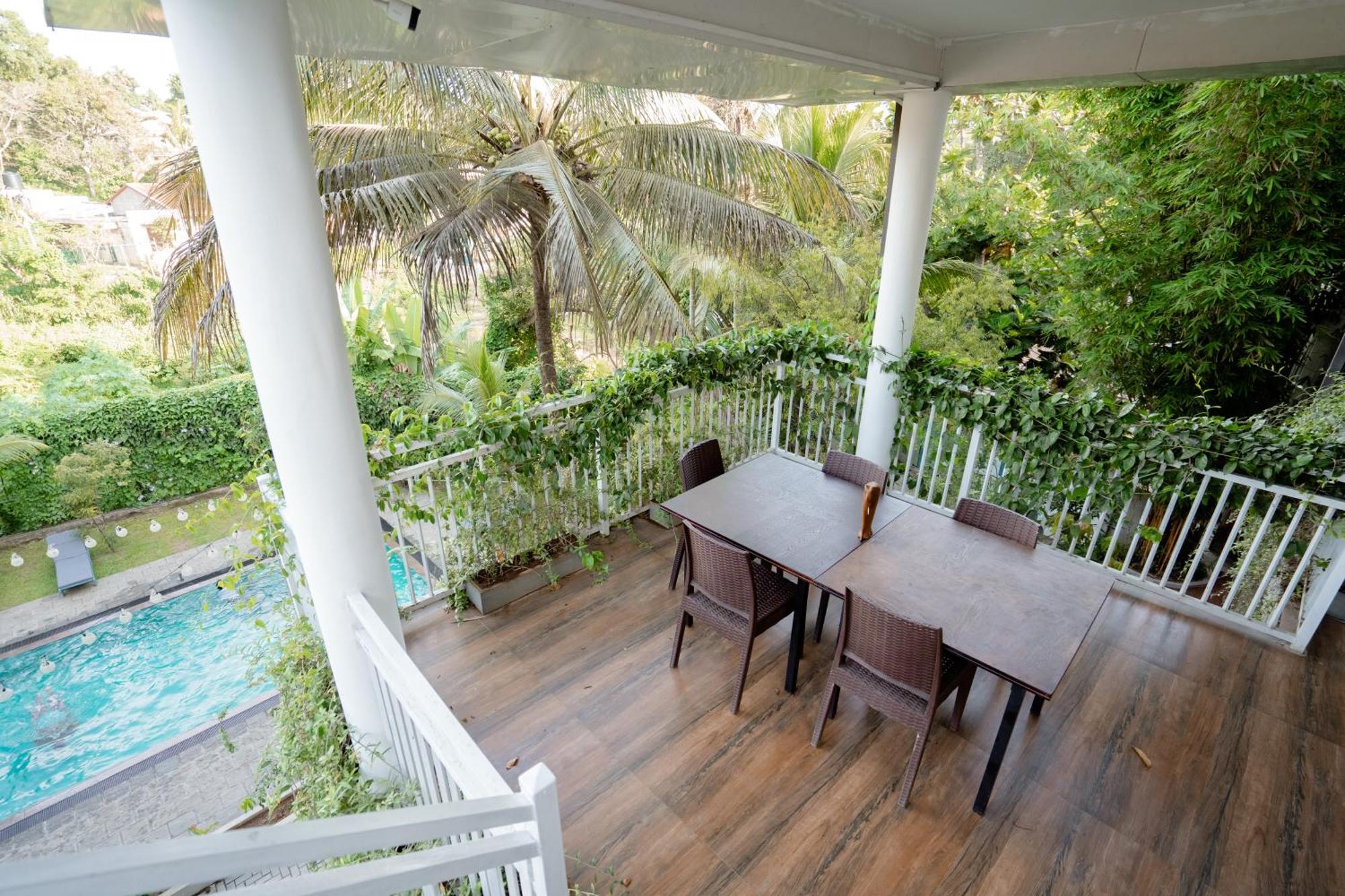 French Garden Kandy Exterior foto